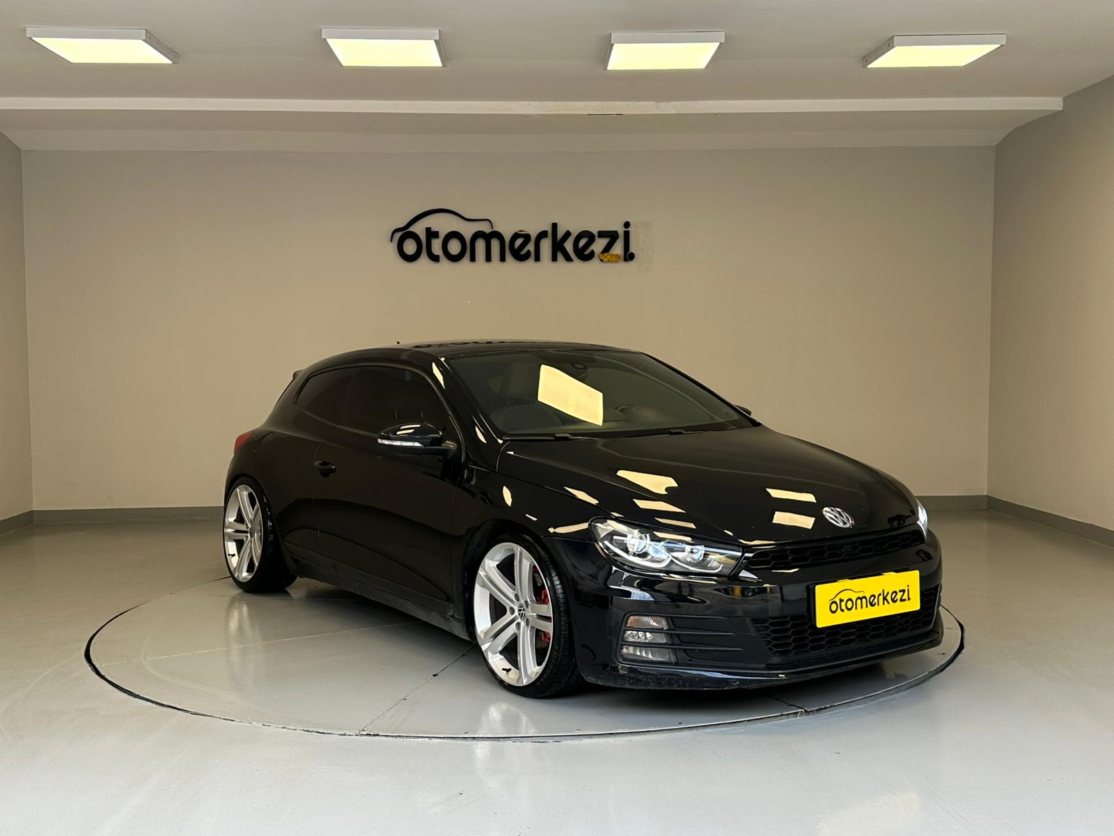 VOLKSWAGEN SCIROCCO 5